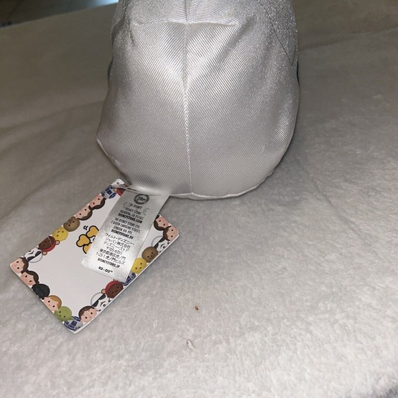 Disney Tsum Tsum Star Wars R2-D2 with Tags. See Photos For Small Staining - Picture 4 of 5